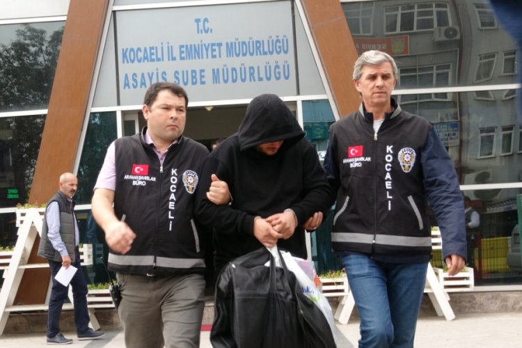 Alkoll&uuml;yken rastgele ateş a&ccedil;ıp, sokaktaki kişiyi &ouml;ld&uuml;rd&uuml;