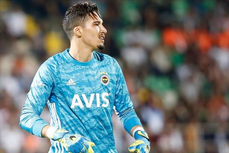Milli takımda G&ouml;khan Akkan'ın yerine Altay Bayındır kadroda