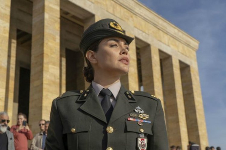 Savaş&ccedil;ı'dan Atat&uuml;rk'e saygı duruşu!