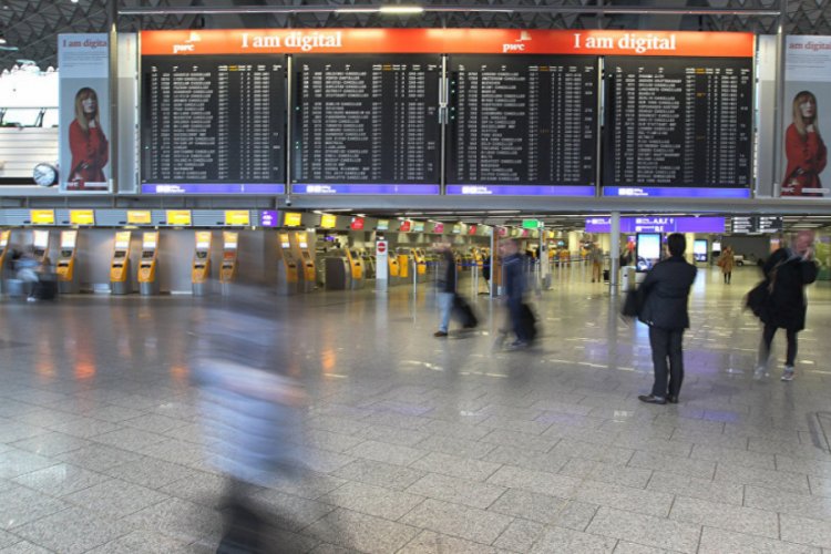 Berlin: T&uuml;rkiye'nin bug&uuml;n sınır dışı ettiği IŞİD'le ilişkili değil