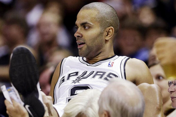 San Antonio Spurs'ten Tony Parker'a büyük jest 