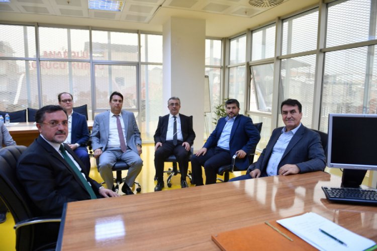 Başkan D&uuml;ndar'dan Bursa Osmangazi Kent Konseyi'ne ziyaret