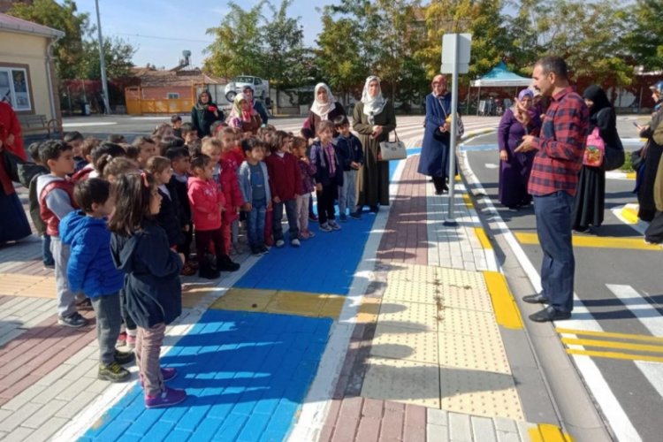 Minikler Trafik Eğitim Parkını gezdi