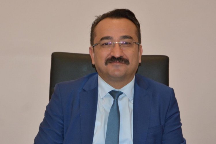 Solunum g&uuml;&ccedil;l&uuml;ğ&uuml; &ccedil;eken gen&ccedil; kadının akciğerinden karanfil &ccedil;ıktı