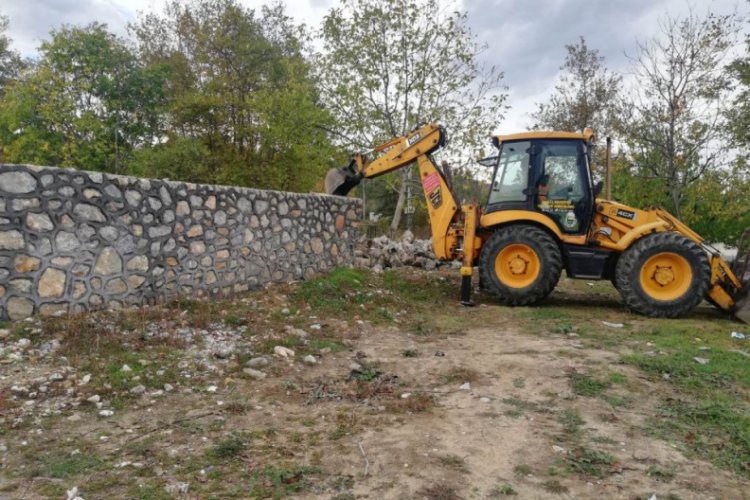 Bursa İneg&ouml;l'de ka&ccedil;ak yapılara g&ouml;z a&ccedil;tırılmıyor