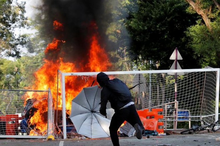 Hong Kong'da g&ouml;sterilerin yeni merkezi &uuml;niversiteler