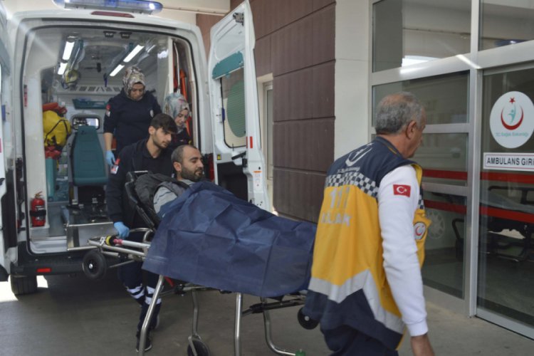 Motosikletin &ccedil;arpıp ka&ccedil;tığı yaya yaralandı