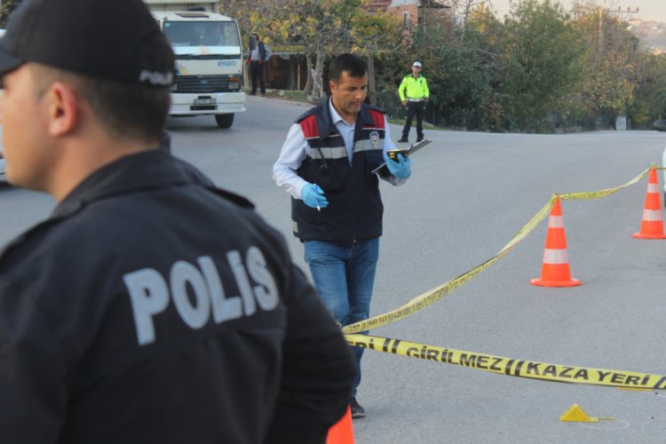 Otomobilinde silahlı saldırıya uğrayan şahıs, kendi imkanı ile hastaneye gitti