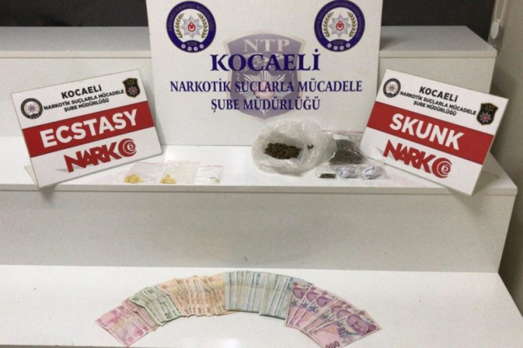 Kocaeli'de 4 uyuşturucu satıcısı tutuklandı