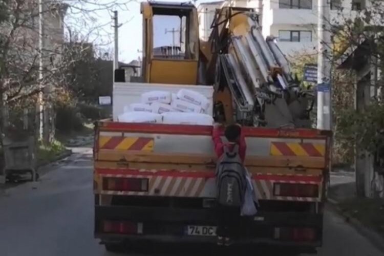 Vin&ccedil; kasasına tehlikeli yolculuk