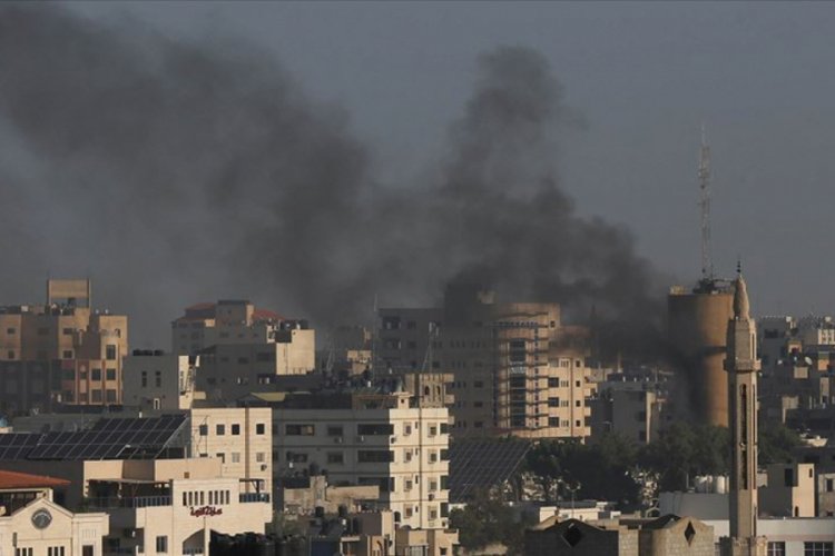 İsrail'in Gazze'ye hava saldırılarında &ouml;l&uuml; sayısı 11'e y&uuml;kseldi