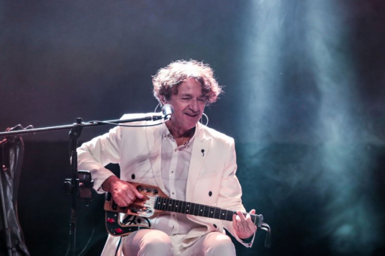 Goran Bregovic İstanbul'da hayranlarıyla bir araya geldi