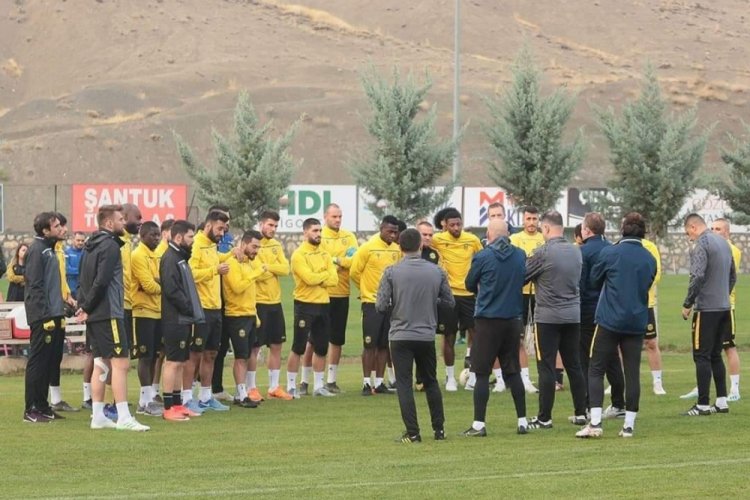Yeni Malatyaspor'da Fenerbah&ccedil;e ma&ccedil;ı hazırlıkları yarın başlayacak
