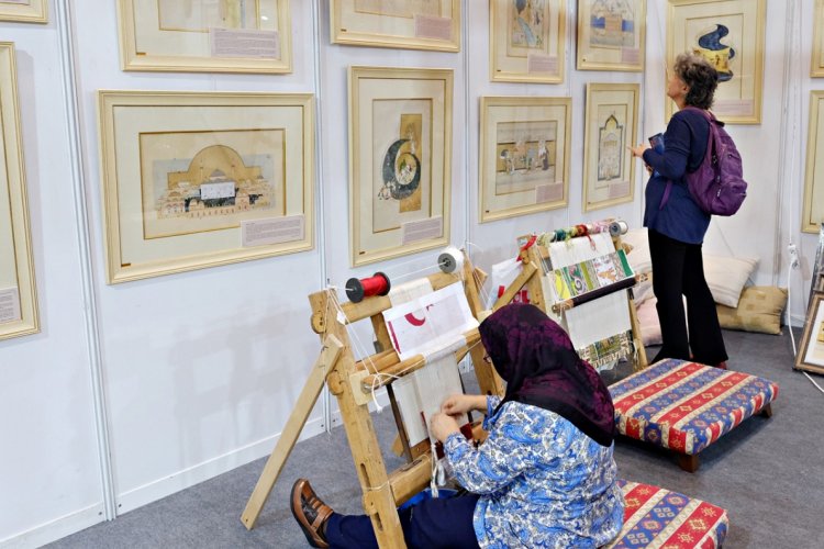 Bursalı kursiyerlerin &uuml;r&uuml;nleri Craft İstanbul Fuarı'nda