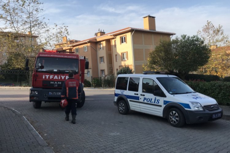 Ev yangınında bir kişi dumandan etkilendi