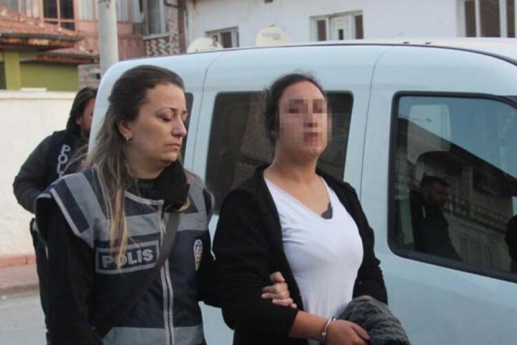 350 polisle operasyon! 1'i kadın 4 kişiye g&ouml;zaltı