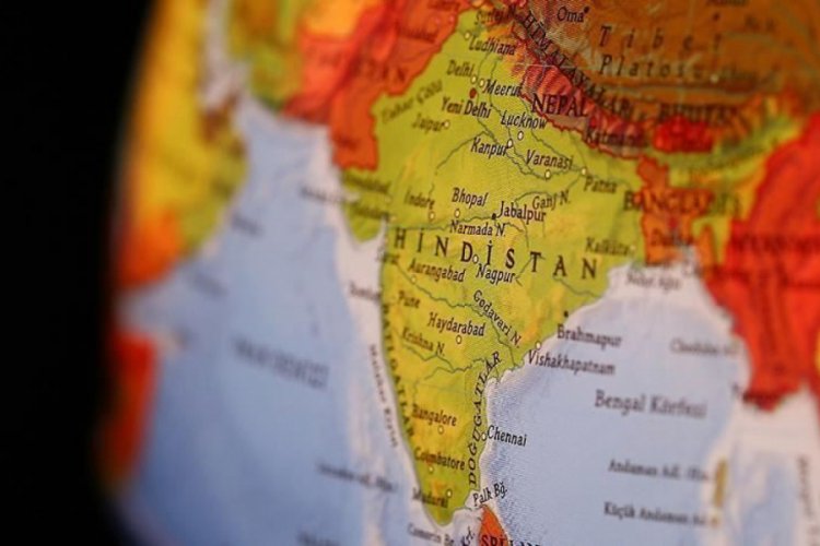 Hindistan'da Babri Camisi tartışması s&uuml;r&uuml;yor