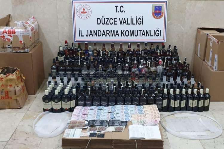 Jandarmadan ka&ccedil;ak i&ccedil;ki operasyonu