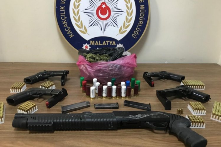 Silah ticareti yapan 6 ş&uuml;pheli yakalandı