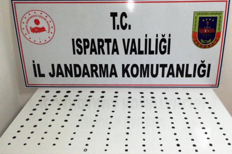 &Ccedil;antalarından Roma d&ouml;nemine ait 163 sikke &ccedil;ıktı