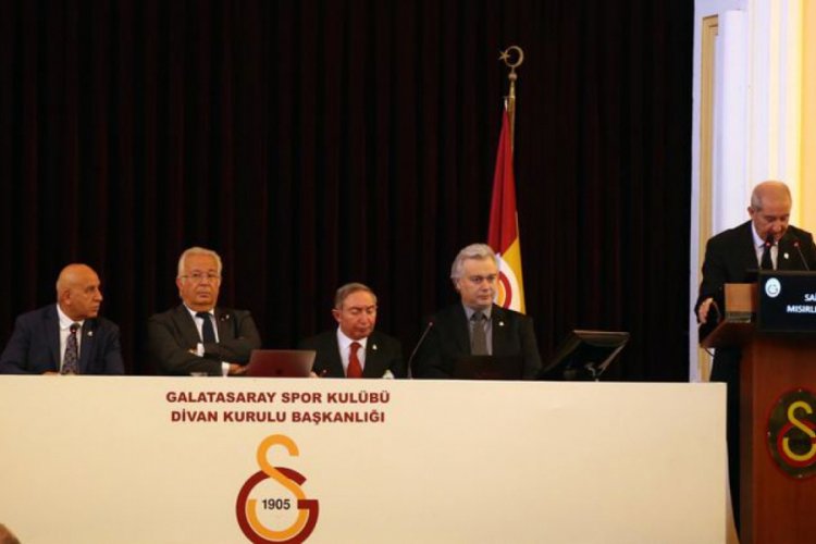 Galatasaray'da divan kurulu toplantısı sona erdi