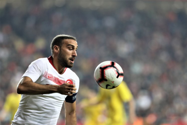 Cenk Tosun kadrodan &ccedil;ıkartıldı