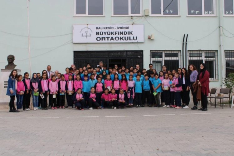 Geleceğin &ouml;ğretmenlerinden okul ziyareti