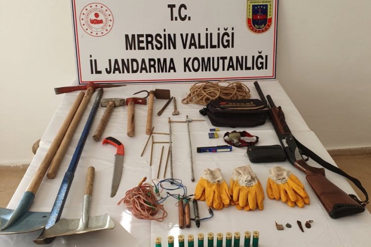 İzinsiz kazı yapan 5 ş&uuml;pheli su&ccedil;&uuml;st&uuml; yakalandı