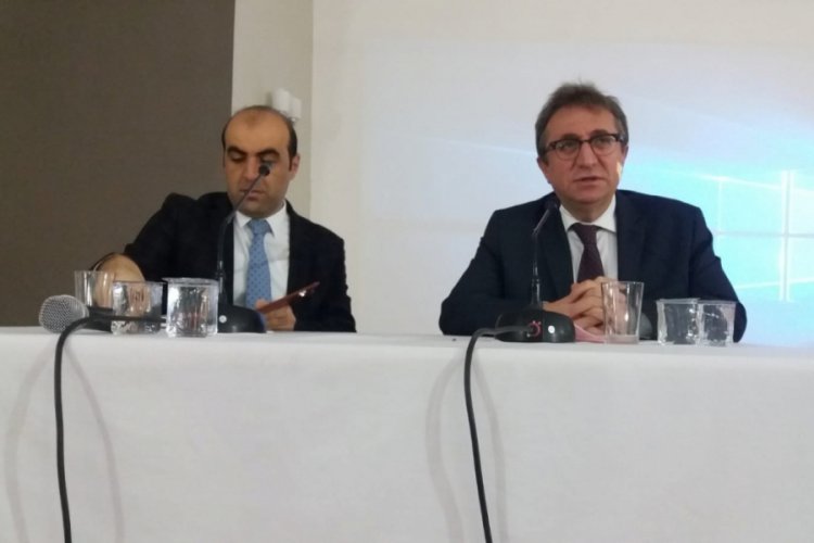 Vali yardımcısı Dicle'de muhtarlarla bir araya geldi