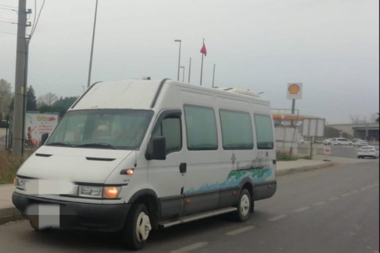 İkiz plakayla servis minib&uuml;s&ccedil;&uuml;l&uuml;ğ&uuml;ne 8 bin 960 lira ceza