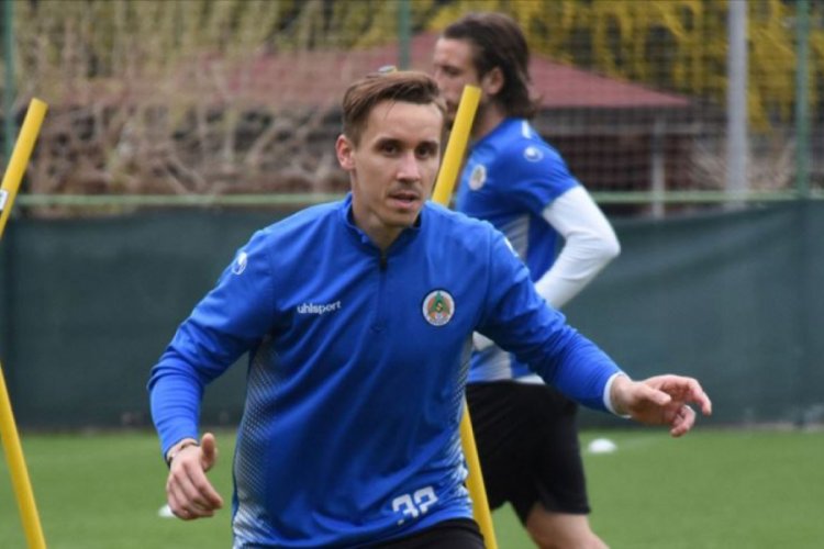 Futbolcu Sural'ın hayatını kaybettiği kazada sanık s&uuml;r&uuml;c&uuml; 'asli kusurlu' g&ouml;r&uuml;ld&uuml;