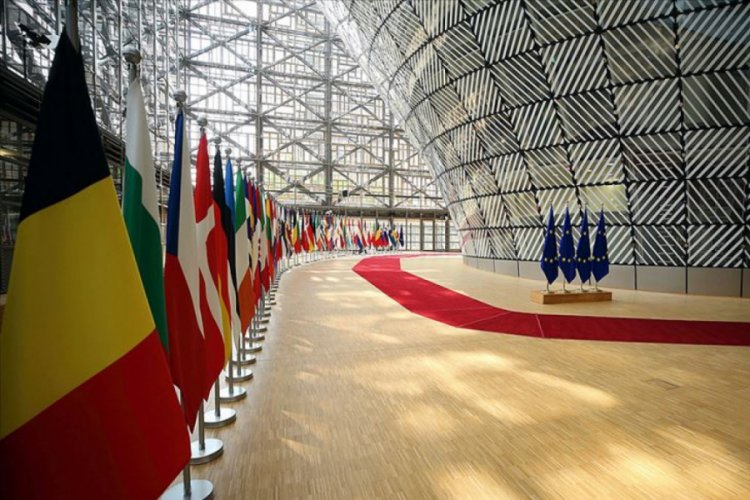 Yeni AB Komisyonunun g&ouml;reve başlama tarihi tekrar ertelenebilir