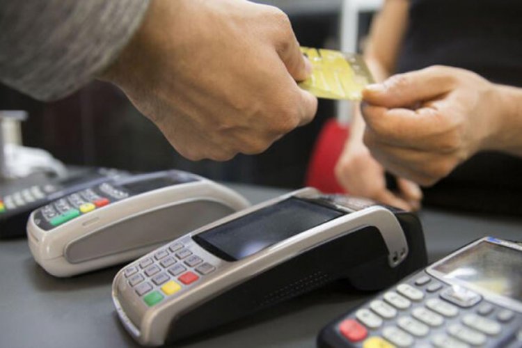 Kartlı &ouml;demeler yıl sonunda 1 trilyon lirayı aşacak
