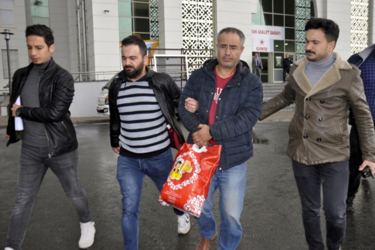 Servis şof&ouml;r&uuml;n&uuml; 'ara tatil' &uuml;creti nedeniyle vurmuş