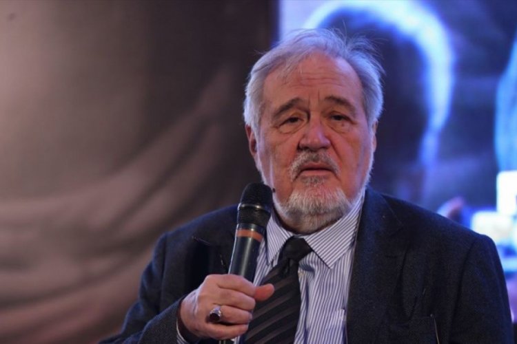 İlber Ortaylı: Osman Arşivi Bab-ı Ali'ye geri d&ouml;nmeli