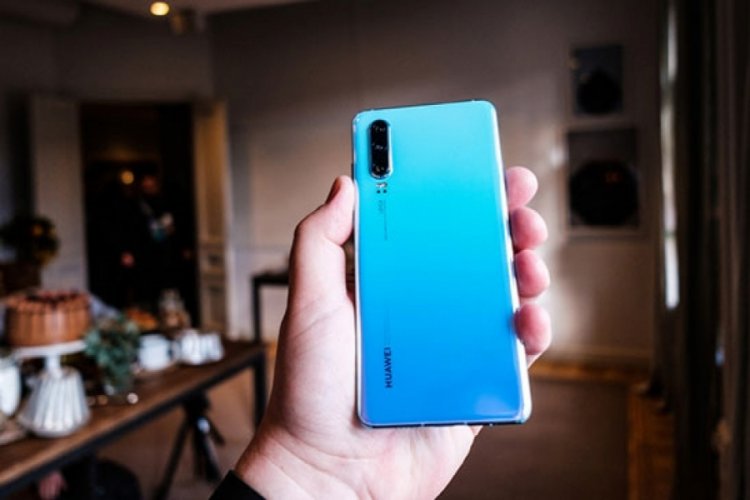 Tayvan'da Huawei telefonlarının 3 modeline satış yasağı