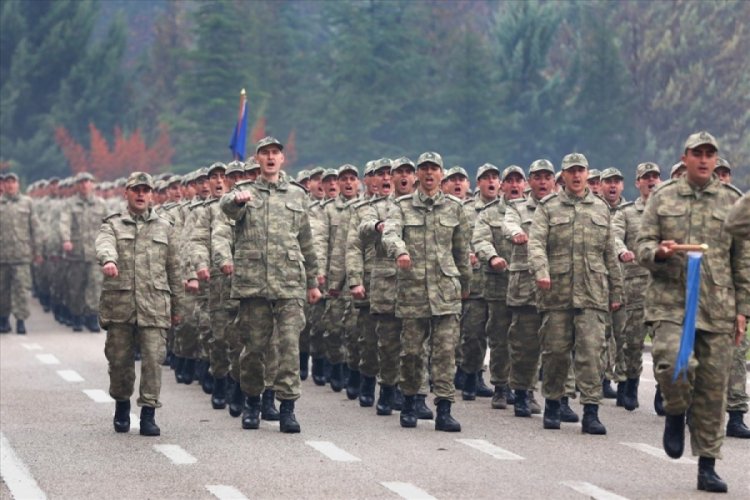 Yedek astsubay adayları yemin etti