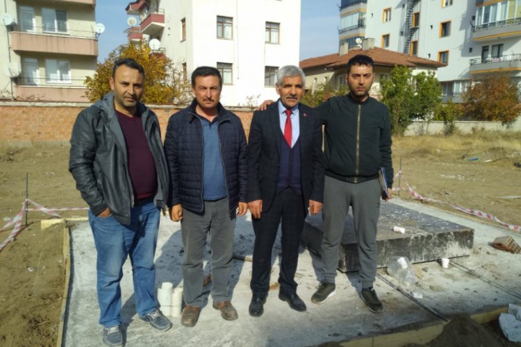 Mahalleli tepki g&ouml;sterdi, baz istasyonu iptal edildi