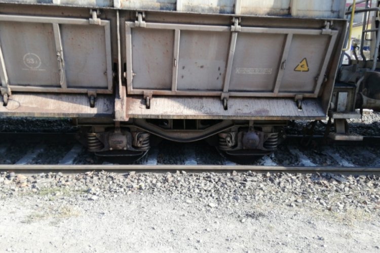 Tren raydan &ccedil;ıktı, ekipler seferber oldu