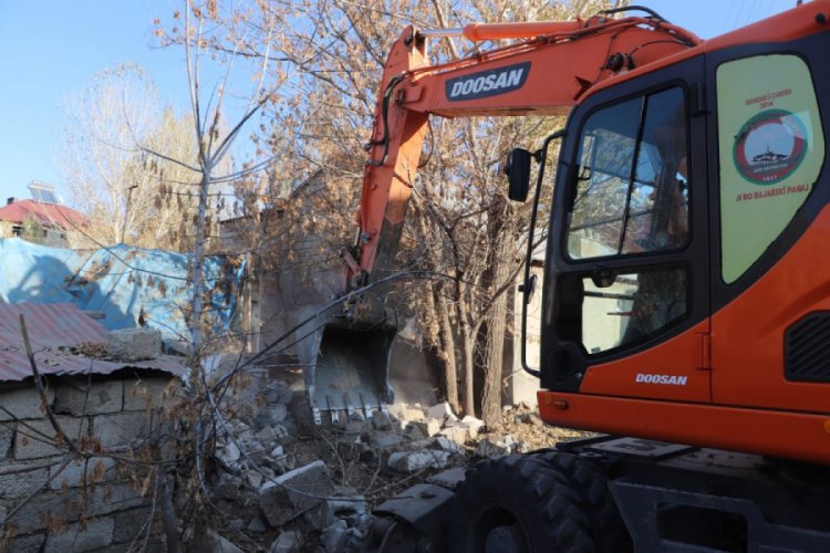 Savcı Sayan Sıdıka teyzeye verdiği s&ouml;z&uuml; tuttu