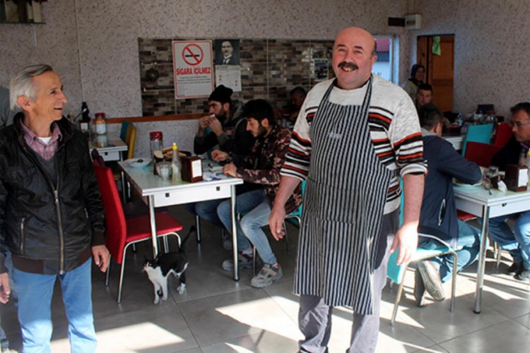 Belediye hoparl&ouml;r&uuml;nden &ouml;ld&uuml;ğ&uuml;n&uuml; duydu: "İnanamadım, baktım sağım"