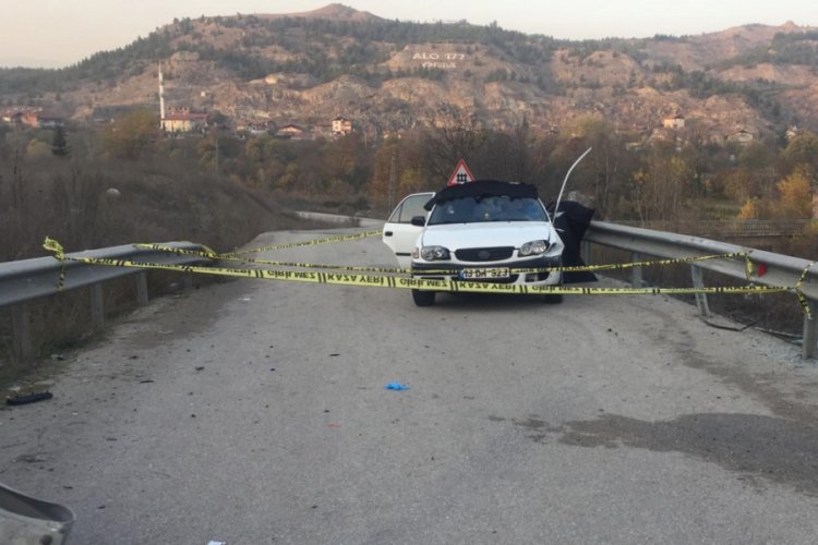 Karab&uuml;k'te trafik kazası: 4 &ouml;l&uuml;, 1 yaralı
