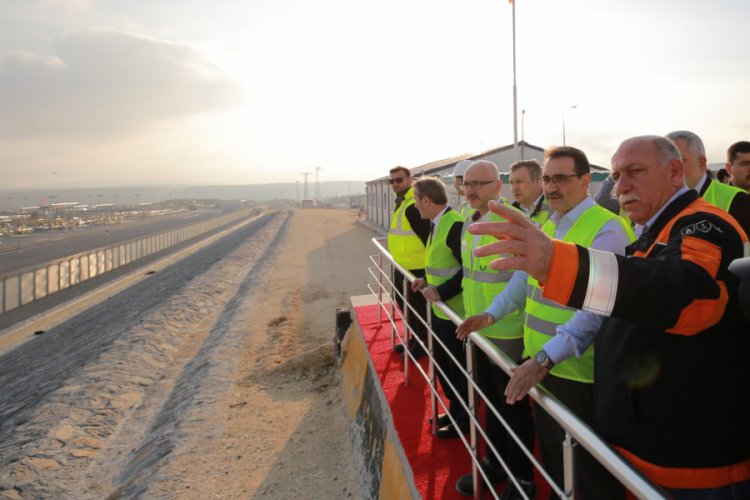 Enerji Bakanı D&ouml;nmez T&uuml;rk Akım alım terminalini ziyaret etti