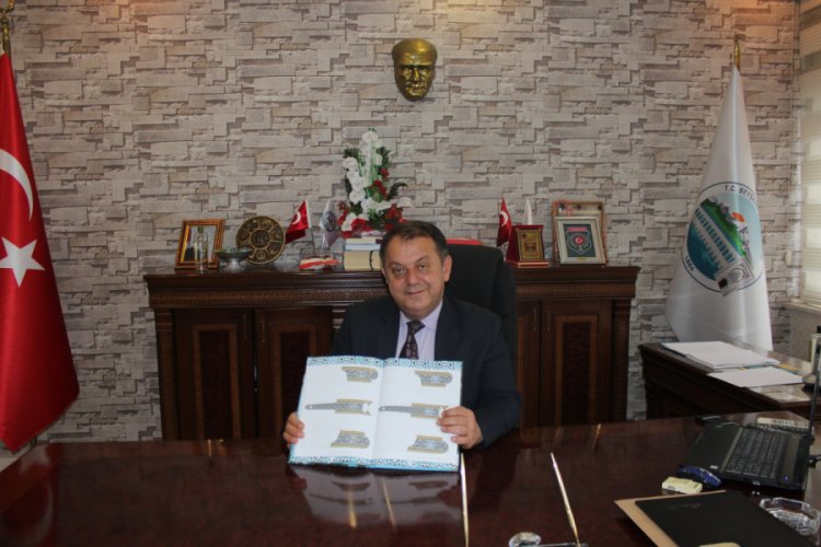Av t&uuml;feği işlemeciliğinde Sel&ccedil;uklu sanatı kitaplaştırıldı