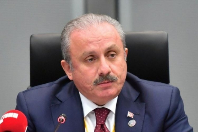 Şentop'tan saldırıya uğrayan baş&ouml;rt&uuml;l&uuml; kızlara ge&ccedil;miş olsun mesajı