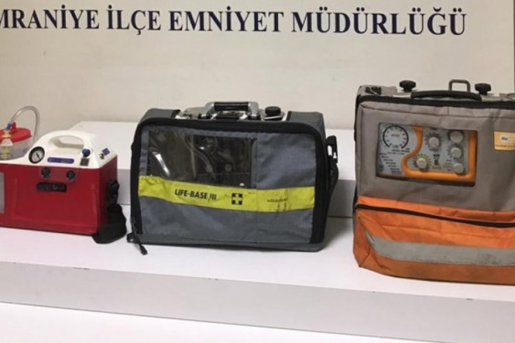 Ambulanstan tıbbi cihaz &ccedil;alıp satmaya &ccedil;alıştırlar