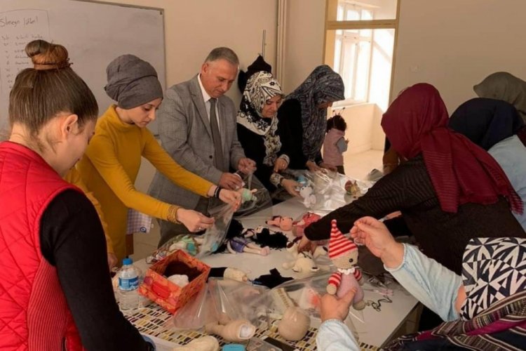 Halk Eğitim M&uuml;d&uuml;rl&uuml;ğ&uuml;, sel mağduru &ccedil;ocukları unutmadı
