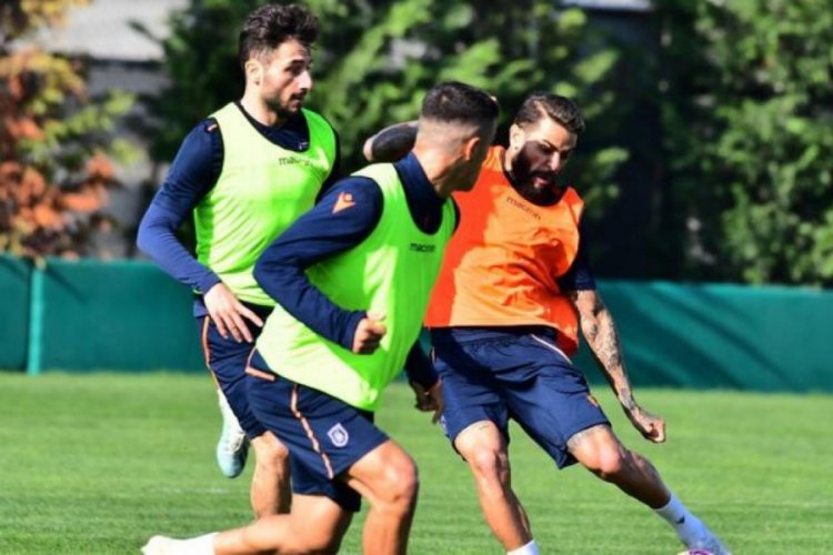 Medipol Başakşehir, Galatasaray ma&ccedil;ının hazırlıklarını s&uuml;rd&uuml;rd&uuml;
