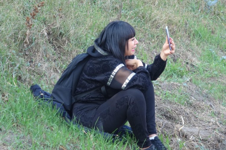 Tunuslu turist, kaza sonrası yakınlarını g&ouml;r&uuml;nt&uuml;l&uuml; aradı