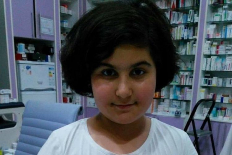 Rabia Naz i&ccedil;in eylem yaparken g&ouml;zaltına alınan liseliler serbest